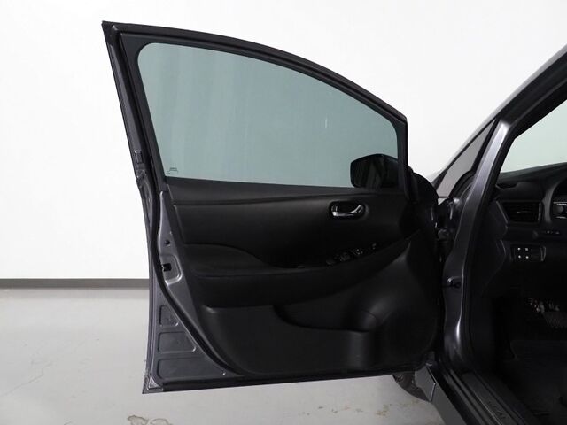 2024 Nissan LEAF SV PLUS *PROPILOT ASSIST, NAVIGATION, 360 VIEW CAMERAS, SAFETY ALERTS, ADAPTIVE CRUISE, HEATED SEATS/STEERING WHEEL, QUICK CHARGE, BLACK ALLOY WHEELS, APPLE CARPLAY Round Rock TX