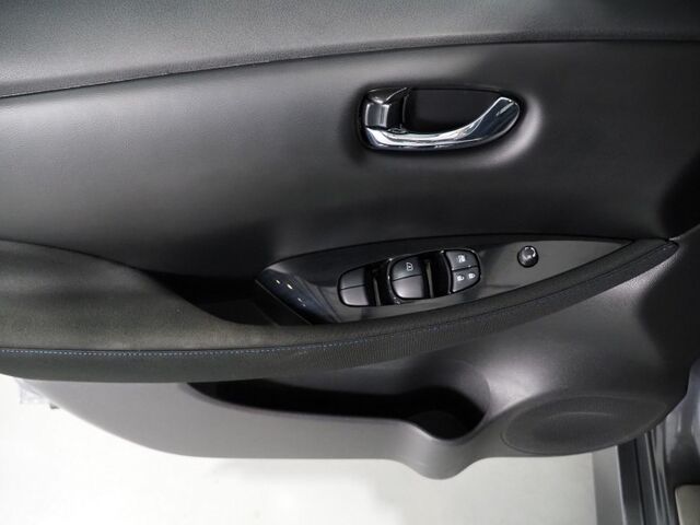 2024 Nissan LEAF SV PLUS *PROPILOT ASSIST, NAVIGATION, 360 VIEW CAMERAS, SAFETY ALERTS, ADAPTIVE CRUISE, HEATED SEATS/STEERING WHEEL, QUICK CHARGE, BLACK ALLOY WHEELS, APPLE CARPLAY Round Rock TX