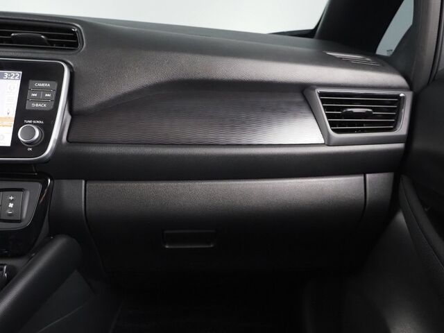 2024 Nissan LEAF SV PLUS *PROPILOT ASSIST, NAVIGATION, 360 VIEW CAMERAS, SAFETY ALERTS, ADAPTIVE CRUISE, HEATED SEATS/STEERING WHEEL, QUICK CHARGE, BLACK ALLOY WHEELS, APPLE CARPLAY Round Rock TX
