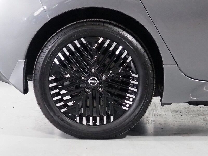 2024 Nissan LEAF SV PLUS *PROPILOT ASSIST, NAVIGATION, 360 VIEW CAMERAS, SAFETY ALERTS, ADAPTIVE CRUISE, HEATED SEATS/STEERING WHEEL, QUICK CHARGE, BLACK ALLOY WHEELS, APPLE CARPLAY Round Rock TX