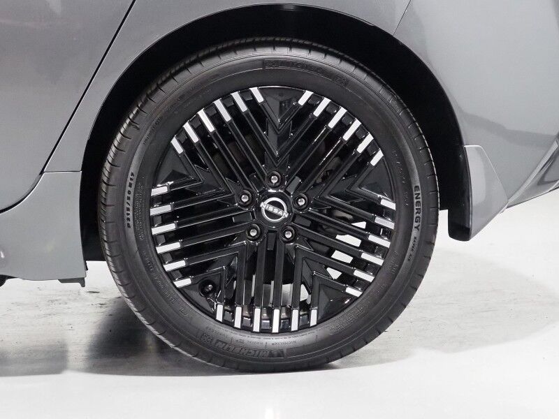 2024 Nissan LEAF SV PLUS *PROPILOT ASSIST, NAVIGATION, 360 VIEW CAMERAS, SAFETY ALERTS, ADAPTIVE CRUISE, HEATED SEATS/STEERING WHEEL, QUICK CHARGE, BLACK ALLOY WHEELS, APPLE CARPLAY Round Rock TX