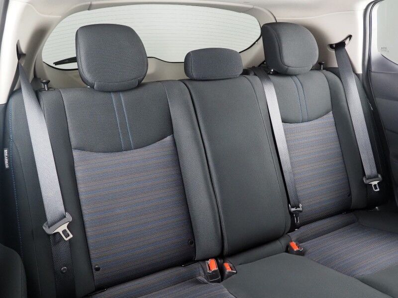 2024 Nissan LEAF SV PLUS *PROPILOT ASSIST, NAVIGATION, 360 VIEW CAMERAS, SAFETY ALERTS, ADAPTIVE CRUISE, HEATED SEATS/STEERING WHEEL, QUICK CHARGE, BLACK ALLOY WHEELS, APPLE CARPLAY Round Rock TX