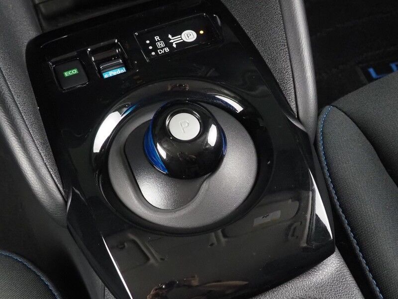 2024 Nissan LEAF SV PLUS *PROPILOT ASSIST, NAVIGATION, 360 VIEW CAMERAS, SAFETY ALERTS, ADAPTIVE CRUISE, HEATED SEATS/STEERING WHEEL, QUICK CHARGE, BLACK ALLOY WHEELS, APPLE CARPLAY Round Rock TX