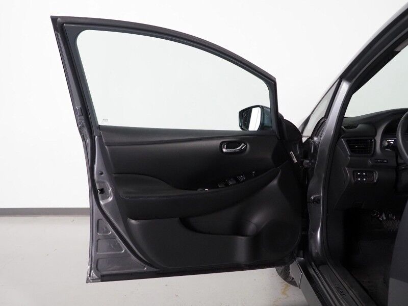 2024 Nissan LEAF SV PLUS *PROPILOT ASSIST, NAVIGATION, 360 VIEW CAMERAS, SAFETY ALERTS, ADAPTIVE CRUISE, HEATED SEATS/STEERING WHEEL, QUICK CHARGE, BLACK ALLOY WHEELS, APPLE CARPLAY Round Rock TX