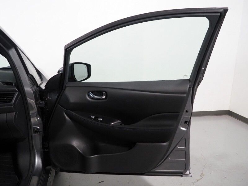 2024 Nissan LEAF SV PLUS *PROPILOT ASSIST, NAVIGATION, 360 VIEW CAMERAS, SAFETY ALERTS, ADAPTIVE CRUISE, HEATED SEATS/STEERING WHEEL, QUICK CHARGE, BLACK ALLOY WHEELS, APPLE CARPLAY Round Rock TX