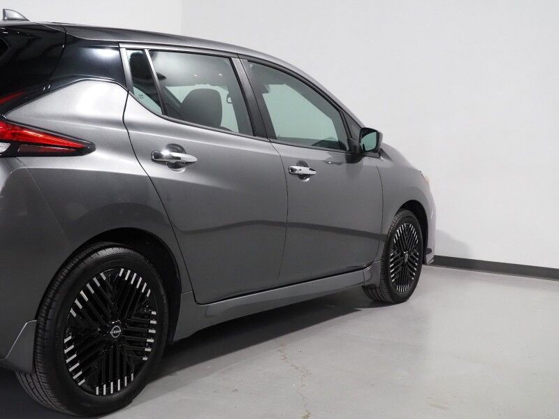 2024 Nissan LEAF SV PLUS *PROPILOT ASSIST, NAVIGATION, 360 VIEW CAMERAS, SAFETY ALERTS, ADAPTIVE CRUISE, HEATED SEATS/STEERING WHEEL, QUICK CHARGE, BLACK ALLOY WHEELS, APPLE CARPLAY Round Rock TX