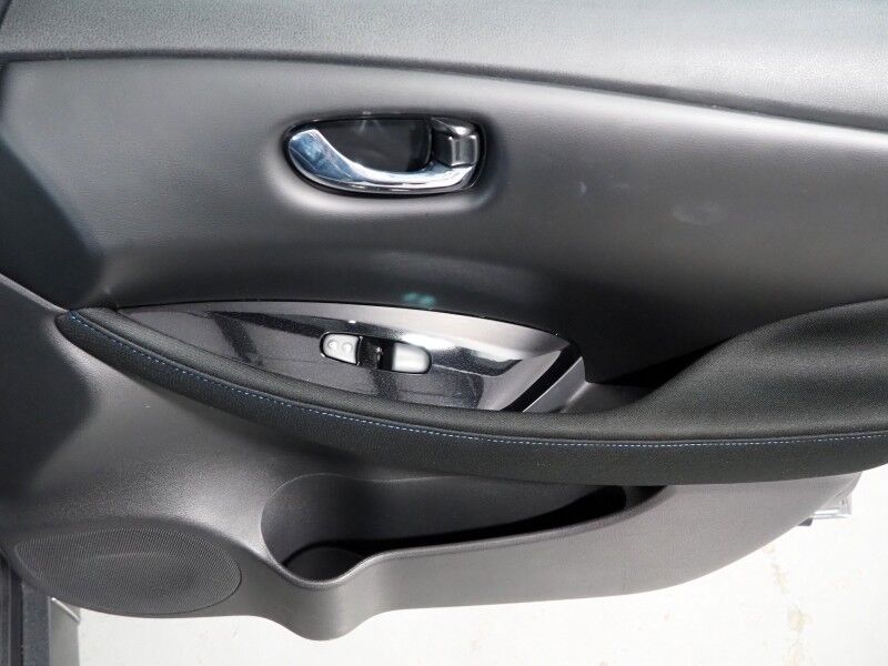 2024 Nissan LEAF SV PLUS *PROPILOT ASSIST, NAVIGATION, 360 VIEW CAMERAS, SAFETY ALERTS, ADAPTIVE CRUISE, HEATED SEATS/STEERING WHEEL, QUICK CHARGE, BLACK ALLOY WHEELS, APPLE CARPLAY Round Rock TX