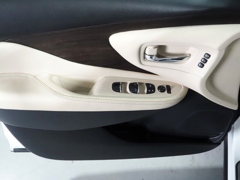 2024 Nissan Murano Platinum *NAVIGATION, ADAPTIVE CRUISE, SAFETY ALERTS, 360 VIEW CAMERAS, PANORAMA MOONROOF, LEATHER, CLIMATE SEATS, HEATED STEERING, REMOTE START, BOSE, ANDROID & APPLE Round Rock TX