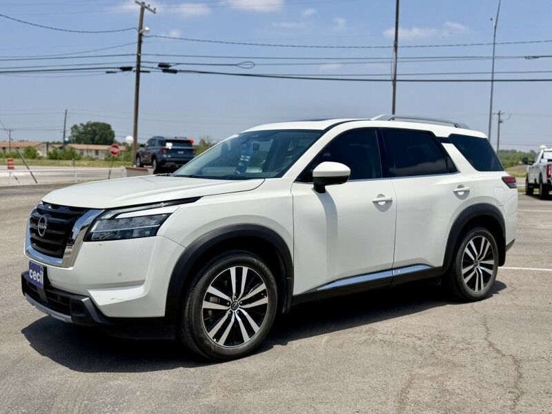2024 Nissan Pathfinder Platinum Del Rio TX