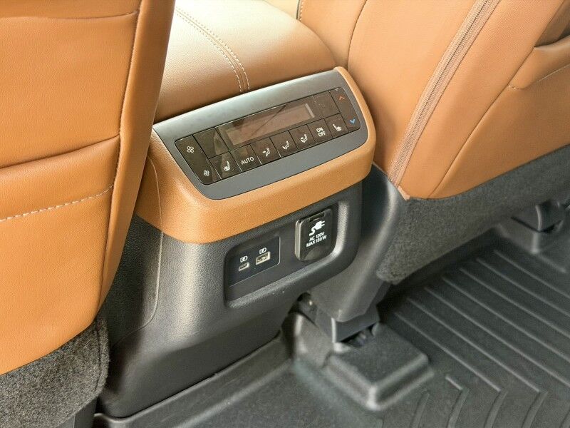 2024 Nissan Pathfinder Platinum Del Rio TX