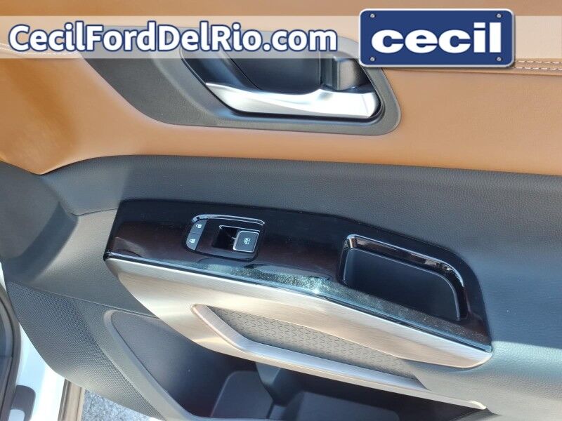 2024 Nissan Pathfinder Platinum Del Rio TX