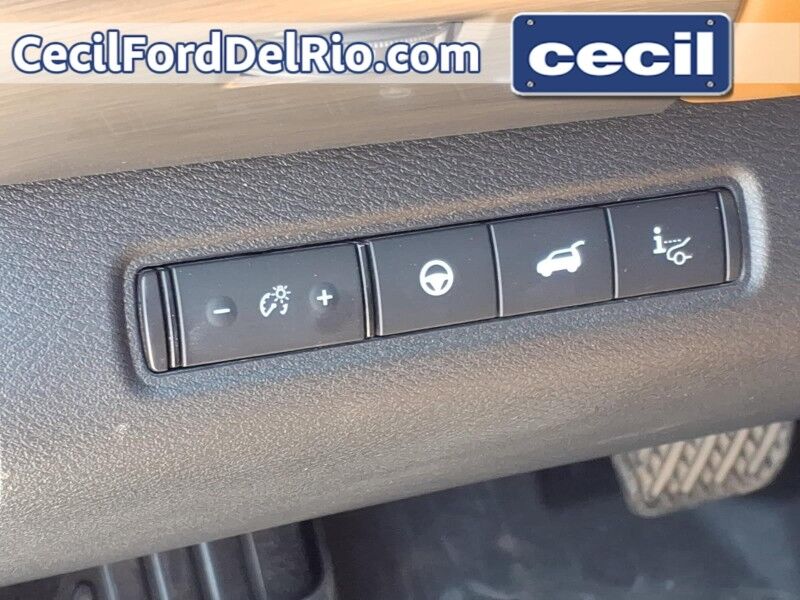 2024 Nissan Pathfinder Platinum Del Rio TX