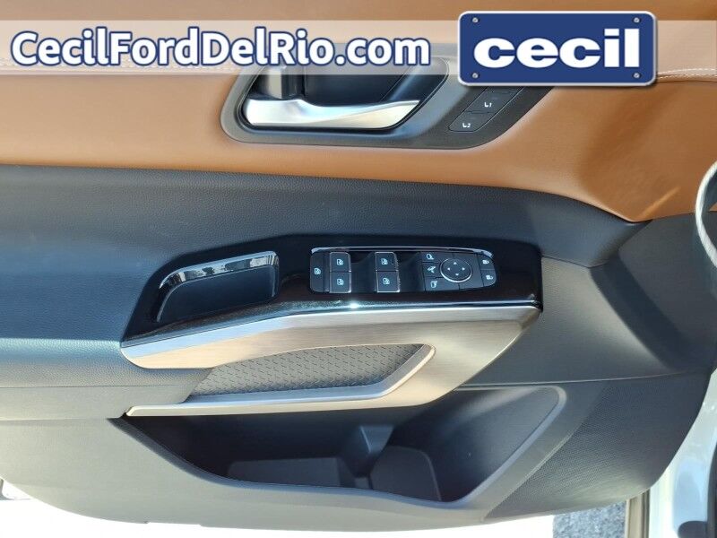 2024 Nissan Pathfinder Platinum Del Rio TX