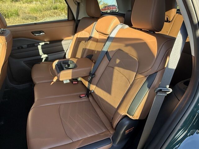 2024 Nissan Pathfinder Platinum Kerrville TX