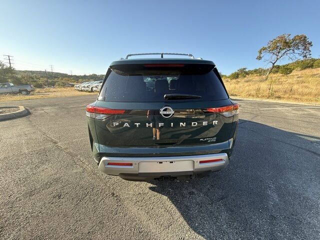 2024 Nissan Pathfinder Platinum Kerrville TX