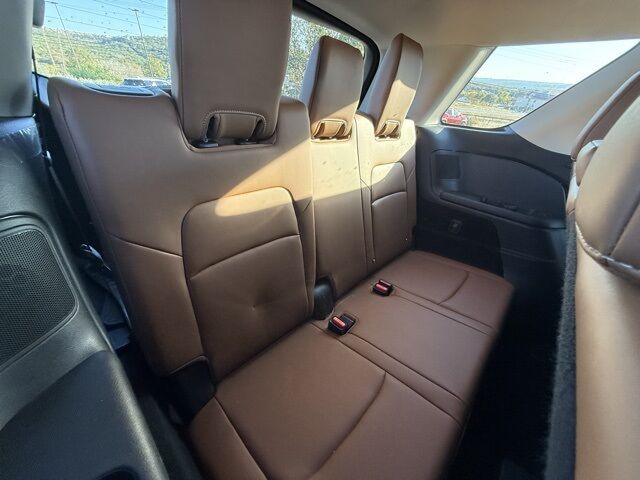 2024 Nissan Pathfinder Platinum Kerrville TX