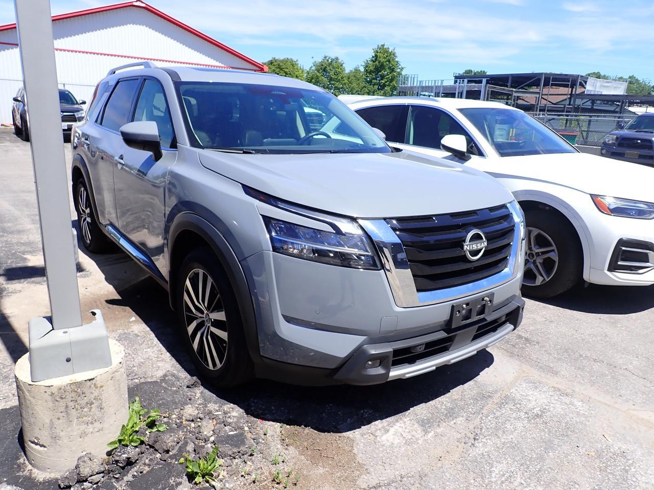 2024 Nissan Pathfinder Platinum 4WD