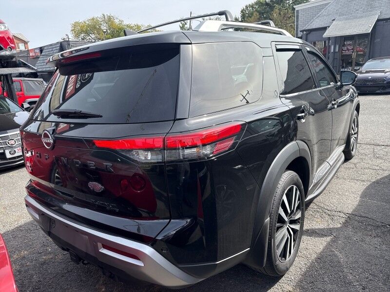 2024 Nissan Pathfinder Platinum AWD Arlington VA