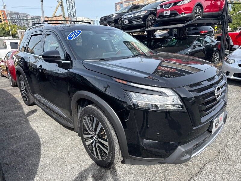 2024 Nissan Pathfinder Platinum AWD Arlington VA