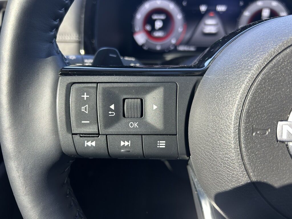 2024 Nissan Pathfinder Platinum Crestwood KY