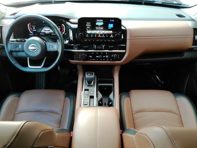 2024 Nissan Pathfinder Platinum FWD