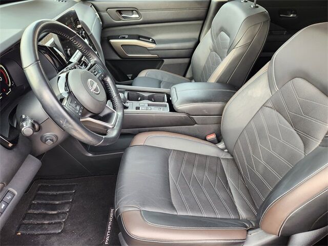 2024 Nissan Pathfinder Platinum Grapevine TX