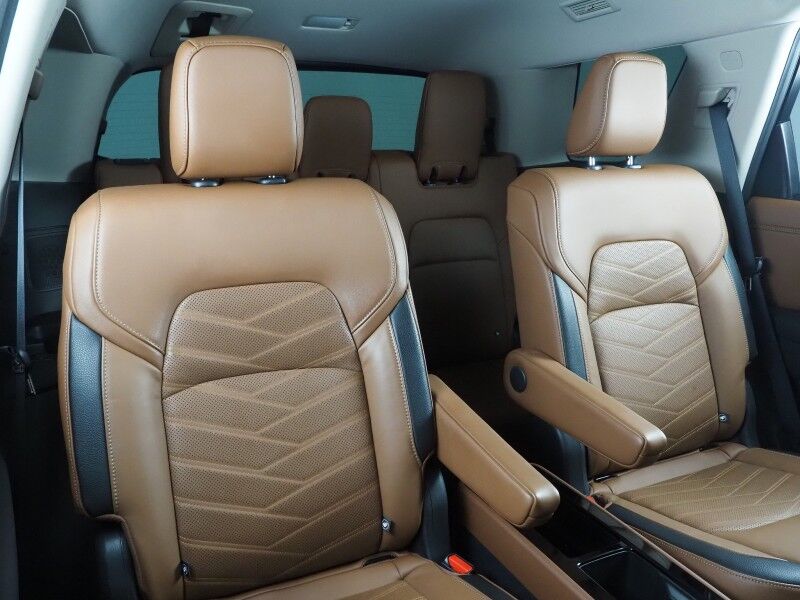 2024 Nissan Pathfinder Platinum *HEADS-UP DISPLAY, NAVIGATION, ADAPTIVE CRUISE, SAFETY ALERTS, 360 VIEW CAMERAS, COLOR TOUCHSCREEN, PANORAMA MOONROOF, LEATHER, CLIMATE SEATS, HEATED STEERING, 2ND ROW CAPTAIN'S, BOSE, WIRELESS CHARGING, ANDROID & APPLE Round Rock TX