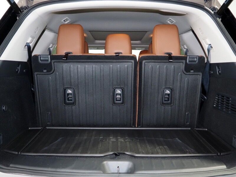 2024 Nissan Pathfinder Platinum *HEADS-UP DISPLAY, NAVIGATION, PROPILOT ASSIST, ADAPTIVE CRUISE, SAFETY ALERTS, 360 VIEW CAMERAS, PANORAMA MOONROOF, SEMI-ANILINE LEATHER, HEATED SEATS/STEERING, 2ND ROW CAPTAIN'S, REMOTE START, BOSE, WIRELESS CHARGING Round Rock TX