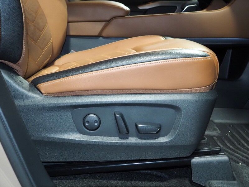 2024 Nissan Pathfinder Platinum *HEADS-UP DISPLAY, NAVIGATION, PROPILOT ASSIST, ADAPTIVE CRUISE, SAFETY ALERTS, 360 VIEW CAMERAS, PANORAMA MOONROOF, SEMI-ANILINE LEATHER, HEATED SEATS/STEERING, 2ND ROW CAPTAIN'S, REMOTE START, BOSE, WIRELESS CHARGING Round Rock TX