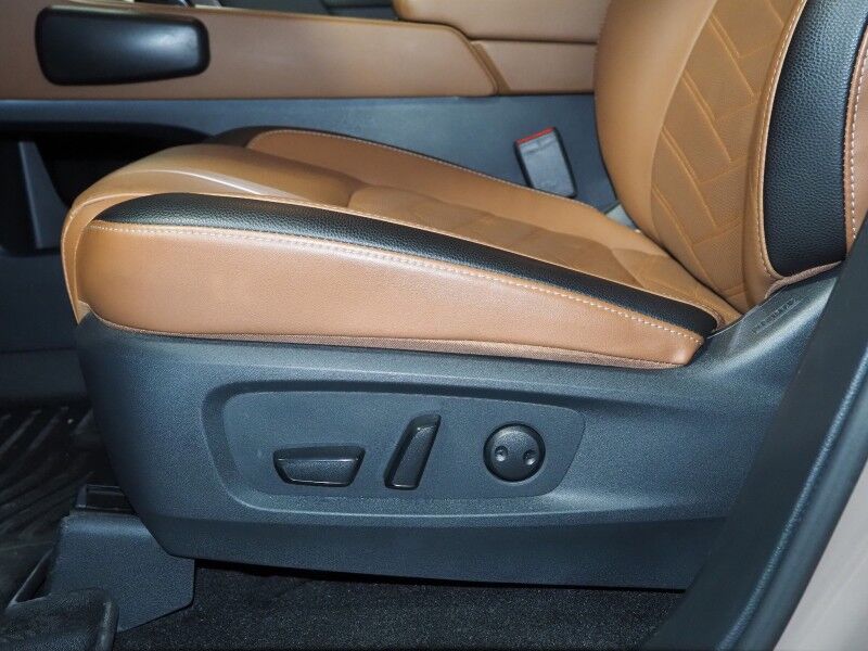 2024 Nissan Pathfinder Platinum *HEADS-UP DISPLAY, NAVIGATION, PROPILOT ASSIST, ADAPTIVE CRUISE, SAFETY ALERTS, 360 VIEW CAMERAS, PANORAMA MOONROOF, SEMI-ANILINE LEATHER, HEATED SEATS/STEERING, 2ND ROW CAPTAIN'S, REMOTE START, BOSE, WIRELESS CHARGING Round Rock TX