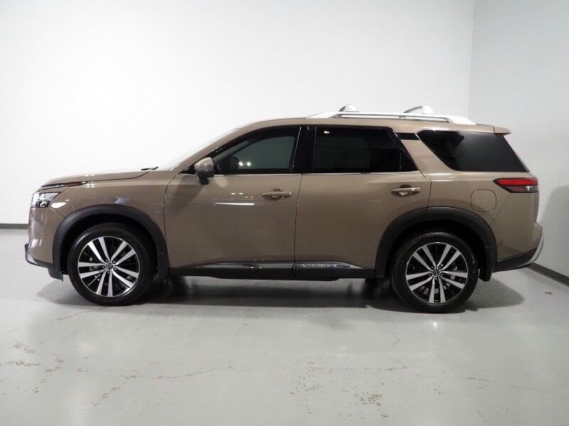 2024 Nissan Pathfinder Platinum *HEADS-UP DISPLAY, NAVIGATION, PROPILOT ASSIST, ADAPTIVE CRUISE, SAFETY ALERTS, 360 VIEW CAMERAS, PANORAMA MOONROOF, SEMI-ANILINE LEATHER, HEATED SEATS/STEERING, 2ND ROW CAPTAIN'S, REMOTE START, BOSE, WIRELESS CHARGING Round Rock TX