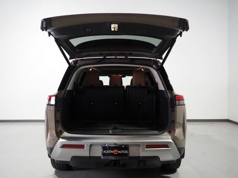 2024 Nissan Pathfinder Platinum *HEADS-UP DISPLAY, NAVIGATION, PROPILOT ASSIST, ADAPTIVE CRUISE, SAFETY ALERTS, 360 VIEW CAMERAS, PANORAMA MOONROOF, SEMI-ANILINE LEATHER, HEATED SEATS/STEERING, 2ND ROW CAPTAIN'S, REMOTE START, BOSE, WIRELESS CHARGING Round Rock TX