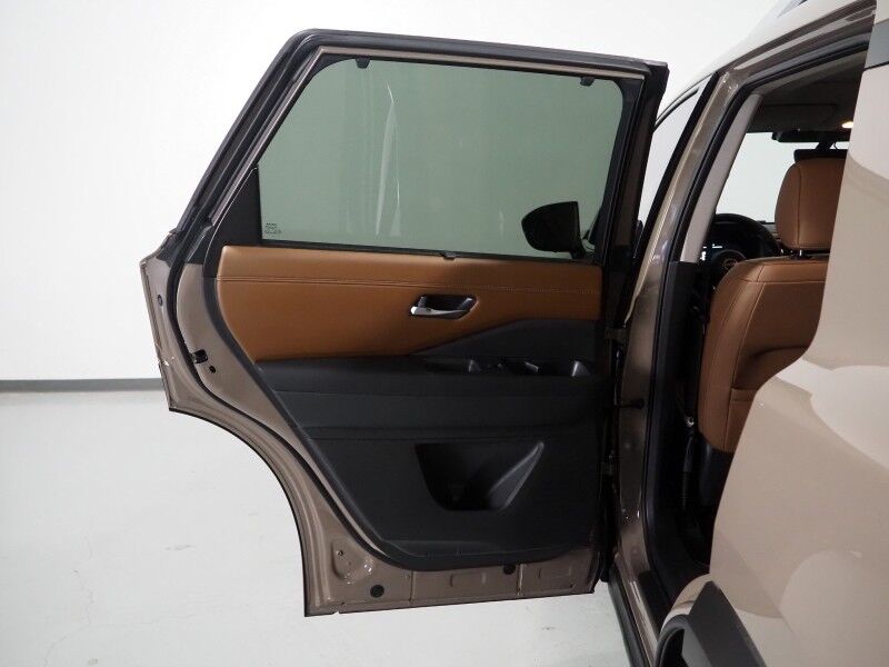 2024 Nissan Pathfinder Platinum *HEADS-UP DISPLAY, NAVIGATION, PROPILOT ASSIST, ADAPTIVE CRUISE, SAFETY ALERTS, 360 VIEW CAMERAS, PANORAMA MOONROOF, SEMI-ANILINE LEATHER, HEATED SEATS/STEERING, 2ND ROW CAPTAIN'S, REMOTE START, BOSE, WIRELESS CHARGING Round Rock TX