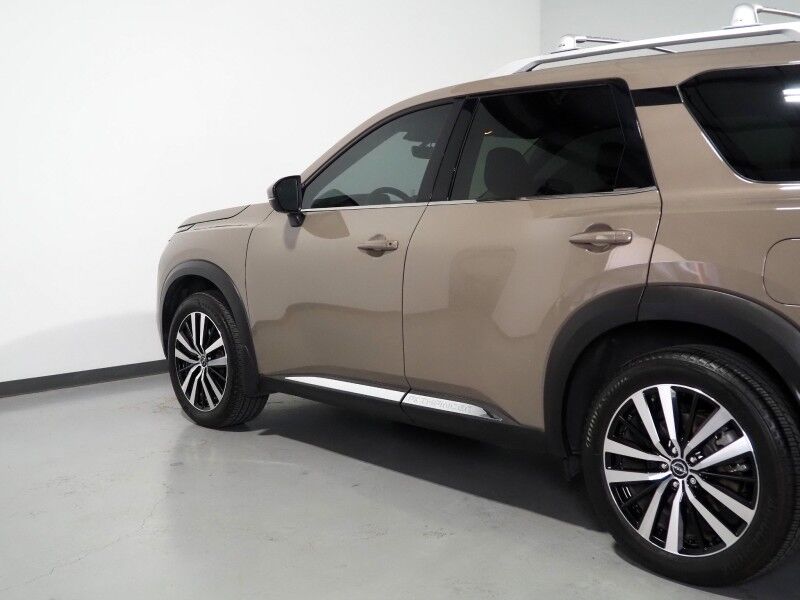 2024 Nissan Pathfinder Platinum *HEADS-UP DISPLAY, NAVIGATION, PROPILOT ASSIST, ADAPTIVE CRUISE, SAFETY ALERTS, 360 VIEW CAMERAS, PANORAMA MOONROOF, SEMI-ANILINE LEATHER, HEATED SEATS/STEERING, 2ND ROW CAPTAIN'S, REMOTE START, BOSE, WIRELESS CHARGING Round Rock TX
