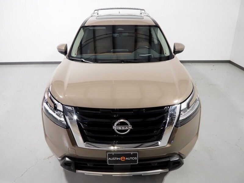 2024 Nissan Pathfinder Platinum *HEADS-UP DISPLAY, NAVIGATION, PROPILOT ASSIST, ADAPTIVE CRUISE, SAFETY ALERTS, 360 VIEW CAMERAS, PANORAMA MOONROOF, SEMI-ANILINE LEATHER, HEATED SEATS/STEERING, 2ND ROW CAPTAIN'S, REMOTE START, BOSE, WIRELESS CHARGING Round Rock TX