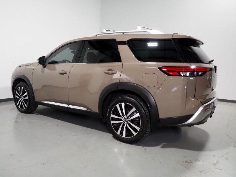 2024 Nissan Pathfinder Platinum *HEADS-UP DISPLAY, NAVIGATION, PROPILOT ASSIST, ADAPTIVE CRUISE, SAFETY ALERTS, 360 VIEW CAMERAS, PANORAMA MOONROOF, SEMI-ANILINE LEATHER, HEATED SEATS/STEERING, 2ND ROW CAPTAIN'S, REMOTE START, BOSE, WIRELESS CHARGING Round Rock TX