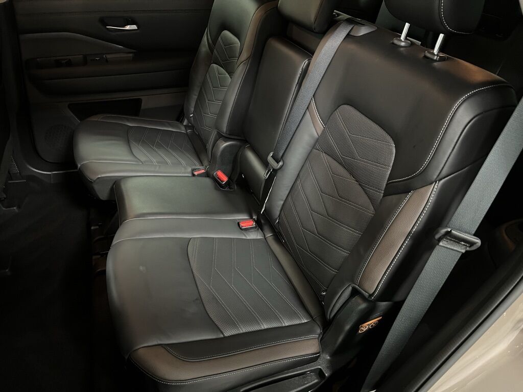 2024 Nissan Pathfinder Platinum Loveland CO