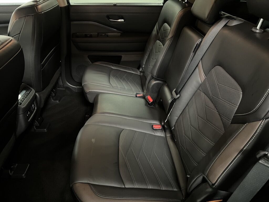 2024 Nissan Pathfinder Platinum Loveland CO