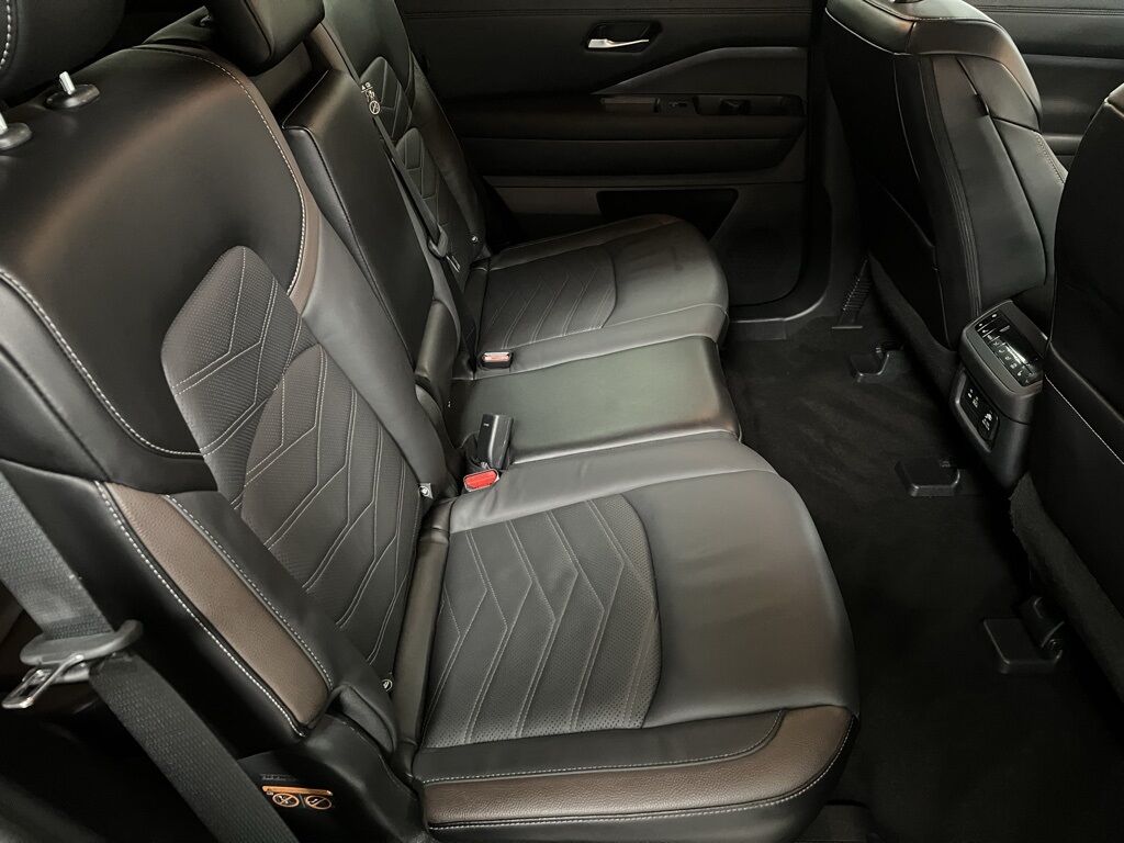 2024 Nissan Pathfinder Platinum Loveland CO
