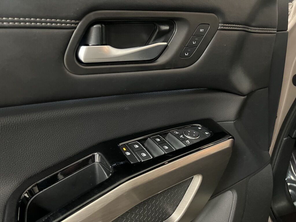 2024 Nissan Pathfinder Platinum Loveland CO