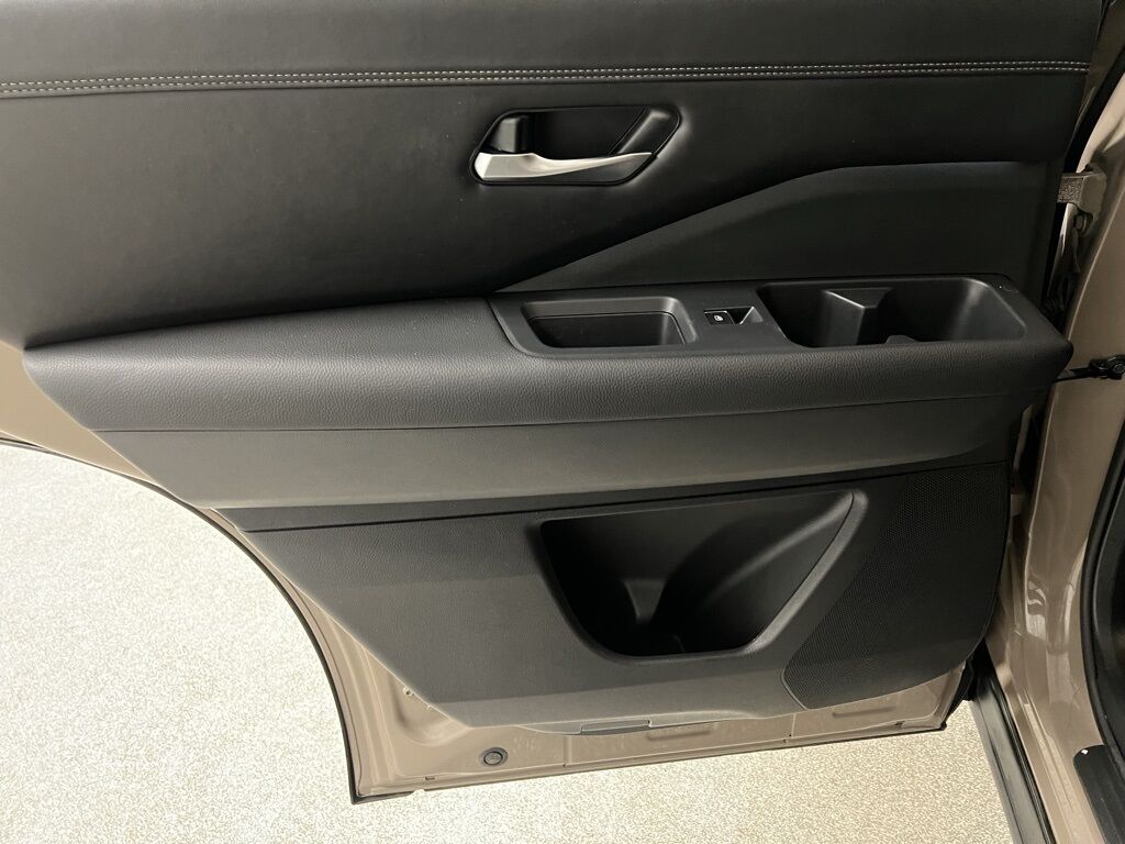 2024 Nissan Pathfinder Platinum Loveland CO