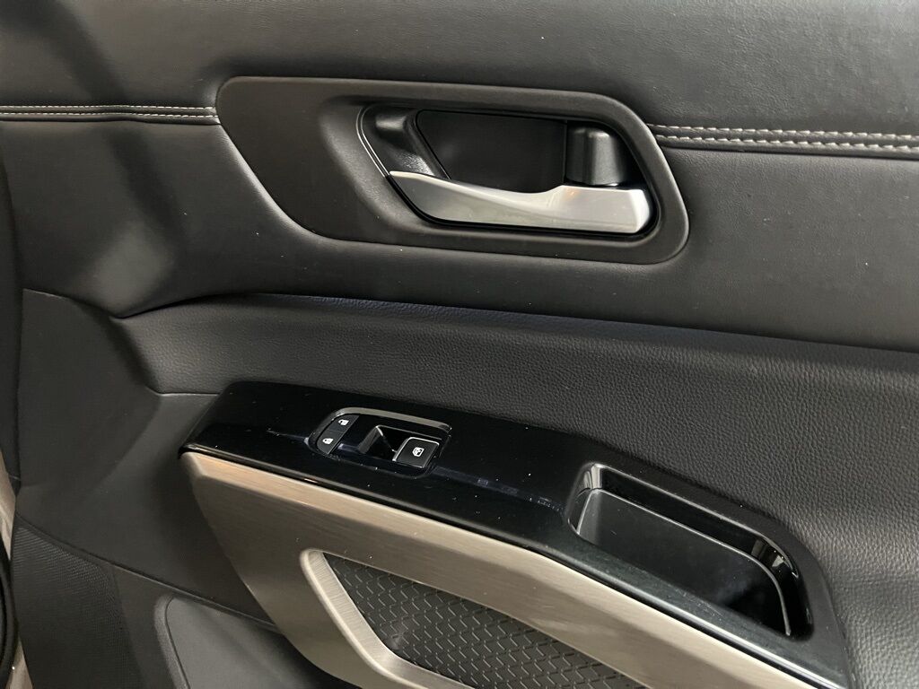 2024 Nissan Pathfinder Platinum Loveland CO