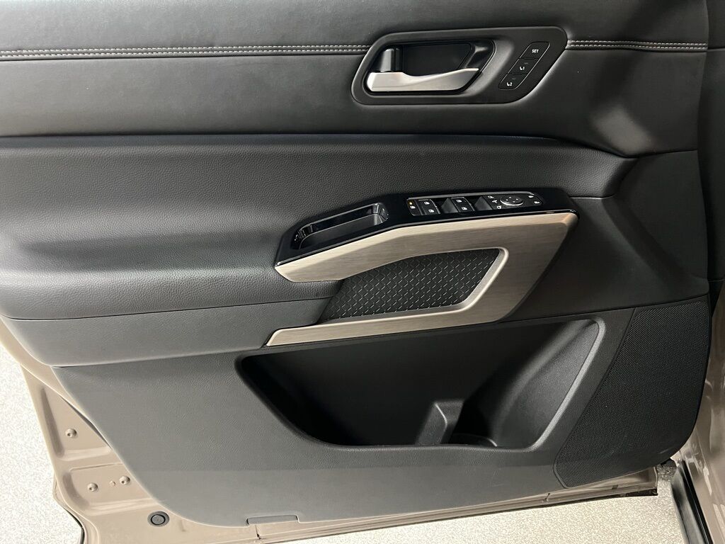 2024 Nissan Pathfinder Platinum Loveland CO