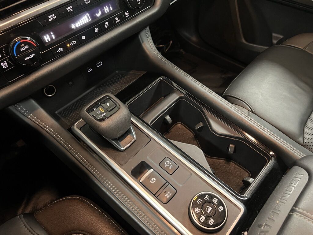 2024 Nissan Pathfinder Platinum Loveland CO