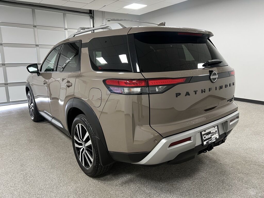 2024 Nissan Pathfinder Platinum Loveland CO