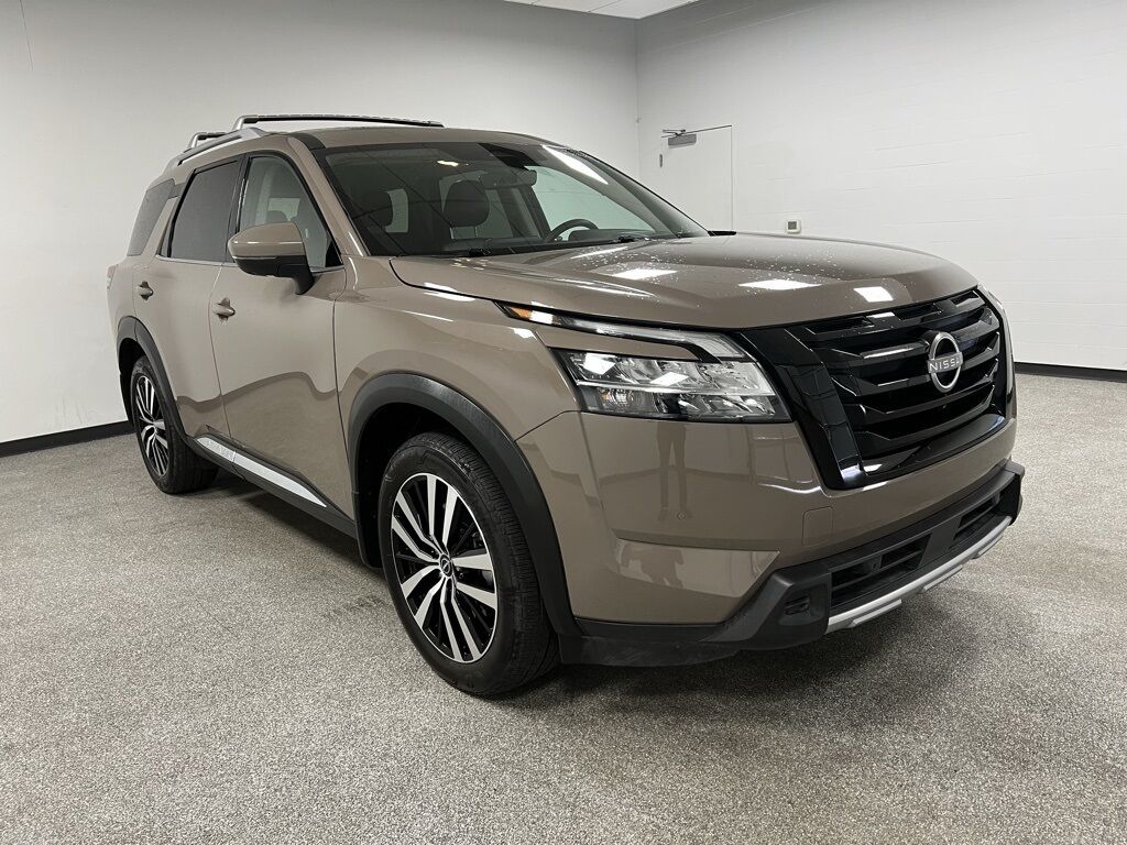 2024 Nissan Pathfinder Platinum Loveland CO