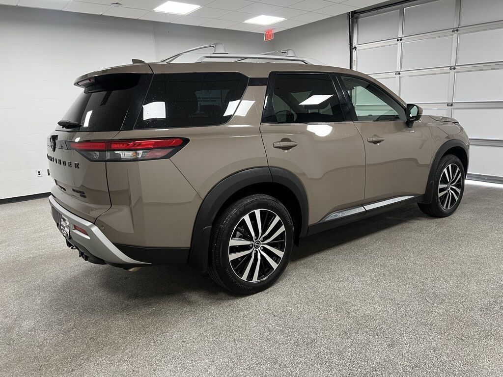 2024 Nissan Pathfinder Platinum Loveland CO
