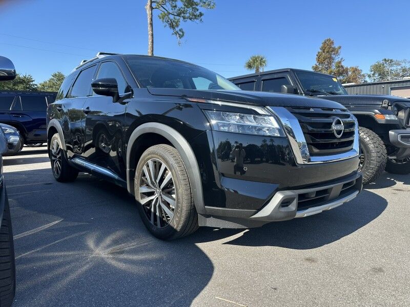 2024 Nissan Pathfinder Platinum