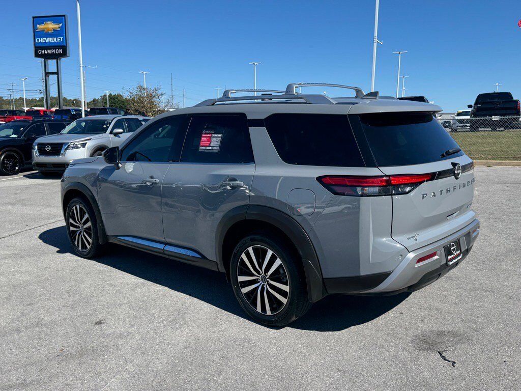 2024 Nissan Pathfinder Platinum Johnson City TN