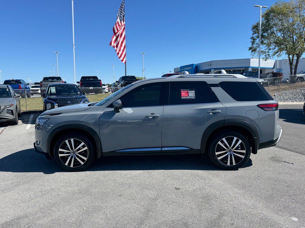 2024 Nissan Pathfinder Platinum Johnson City TN